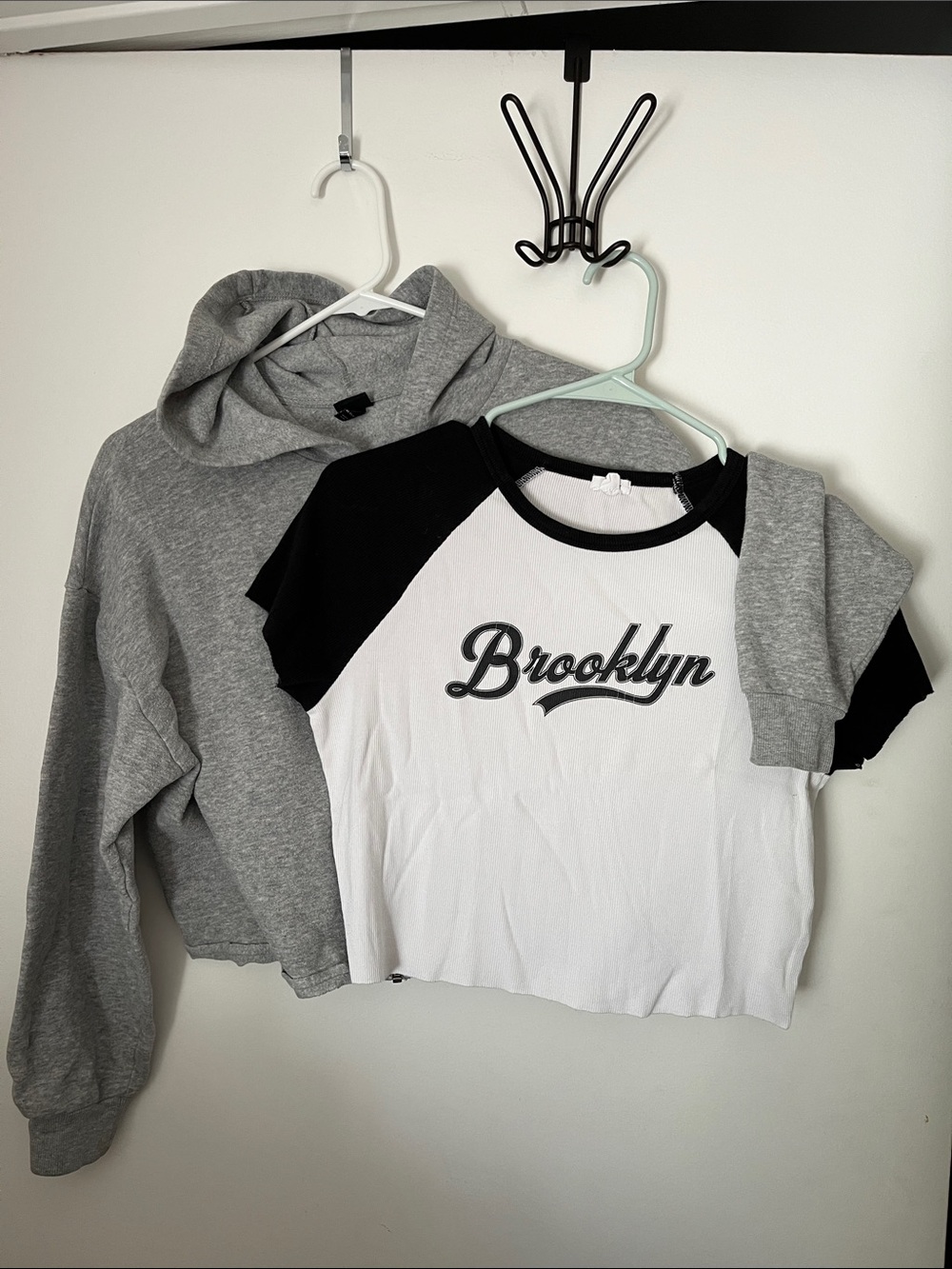 Garage Brooklyn Graphic Crop Tee + Zip Up Hoodie Grey Black Juniors XL Bundle